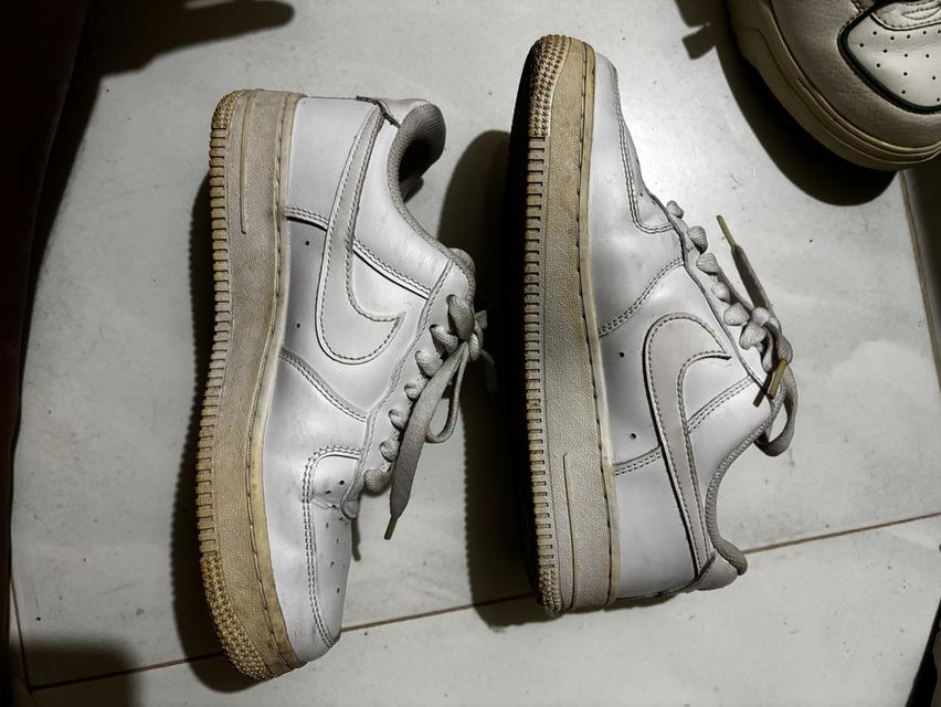 รองเท้าผ้าใบ NIKE air force 1