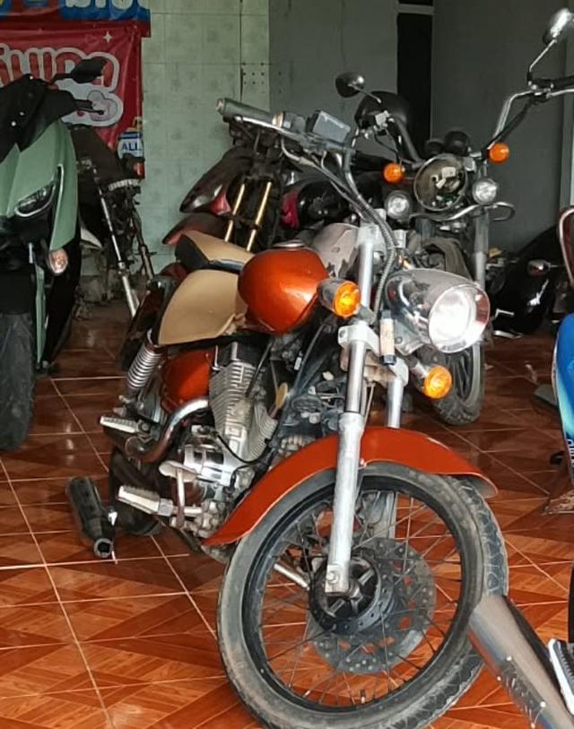รถจักรยานยนต์ HONDA STEED 400