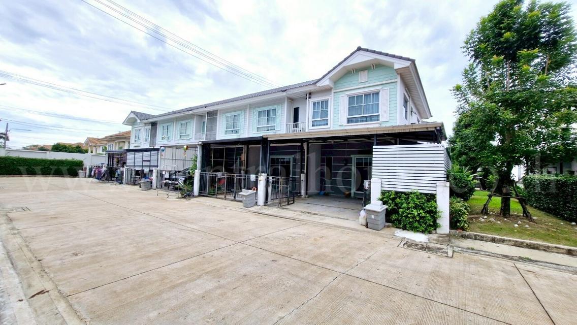ทาวน์โฮม โมดิ วิลล่า รังสิต คลอง 7 หลังริม พร้อมอยู่
