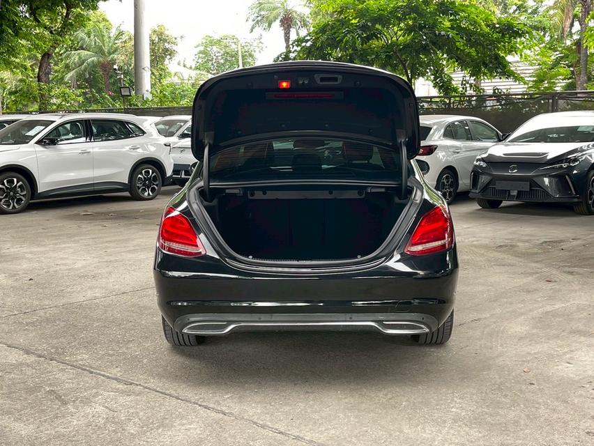 รหัสรถ WMT6104 BENZ C200 ปี 2015 12