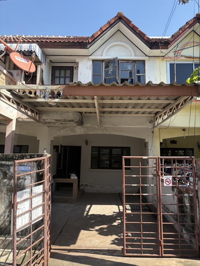 ขายทาวน์เฮ้าส์ ติดรถไฟฟ้า 2