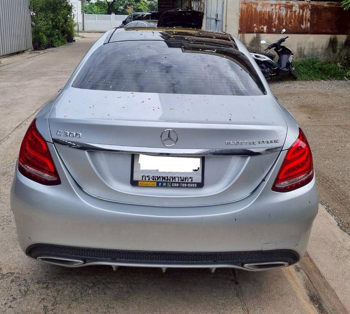 ฝาท้ายรถbenz w205 c300 มือสอง รูปที่ 2