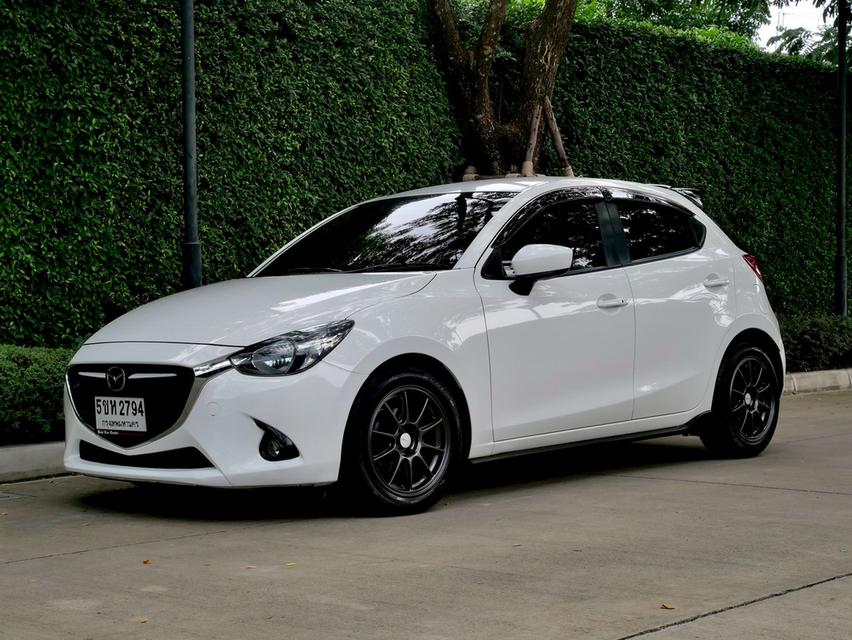 Mazda2 XD High Plus ปี2015 Book serviceครบ 
