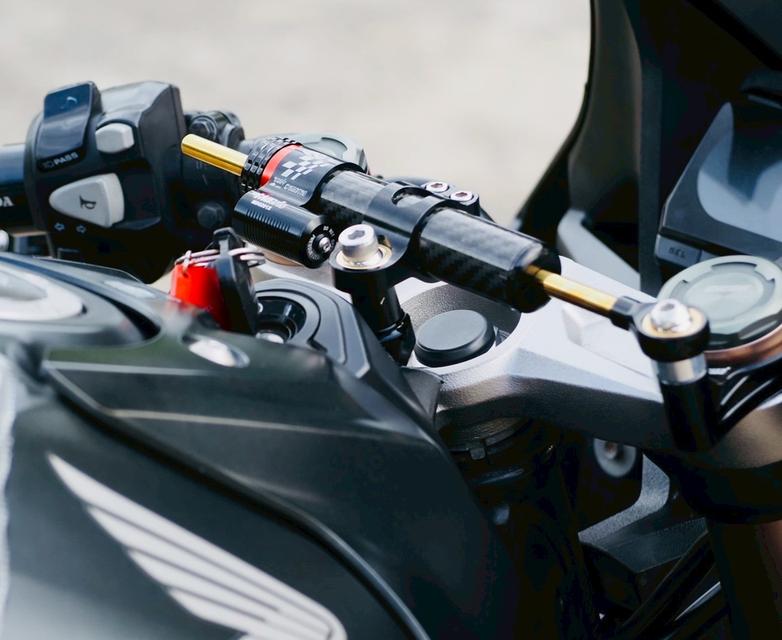 CBR650R 6