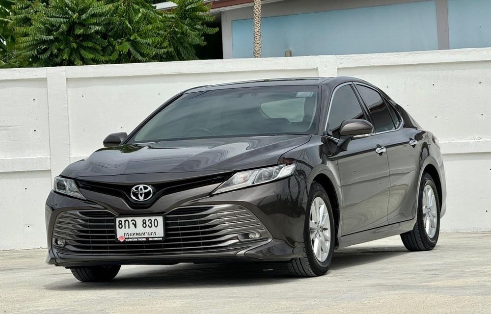 ขายToyota Camry 2.0G ปี18 1