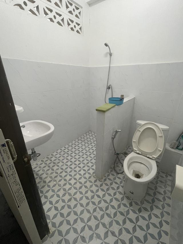 ให้เช่า ทาวเฮ้าส์ 4ชั้นครึ่ง 10