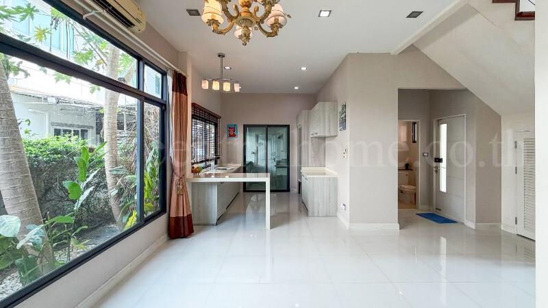 บ้านเดี่ยว เพอร์เฟค มาสเตอร์พีซ เลคไซด์ รังสิต หลังมุม ถูกสุดในโครงการ 10