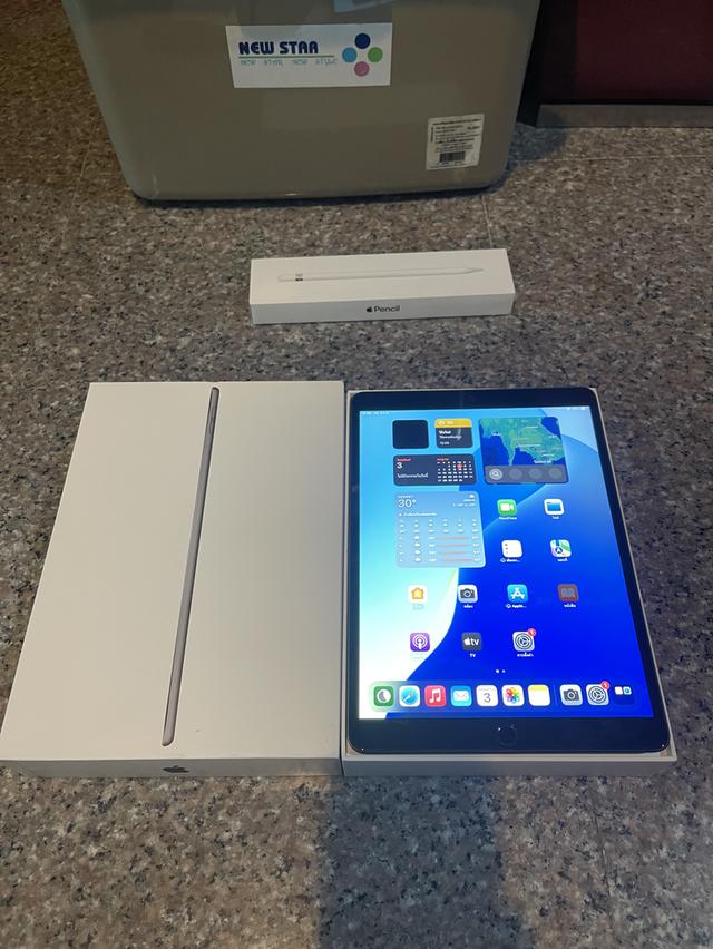 ขายiPadAir3สีดำ256กิ๊กสูนTrueมีกล่องสภาพสวยๆใช้งานดีทุกๆฟังชั่นถูกๆ