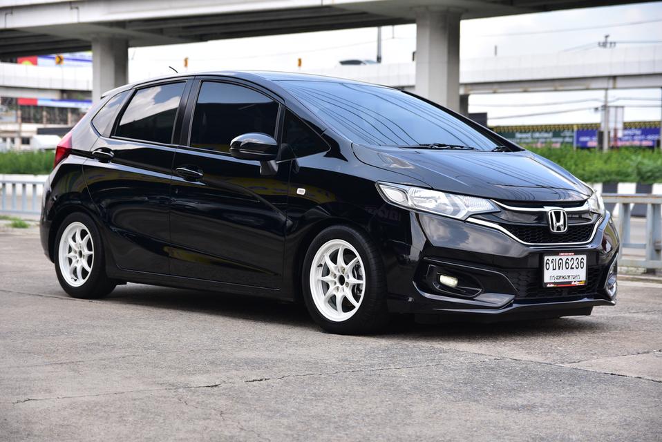2023 HONDA JAZZ 1.5V AUTO รูปย่อยที่ 2