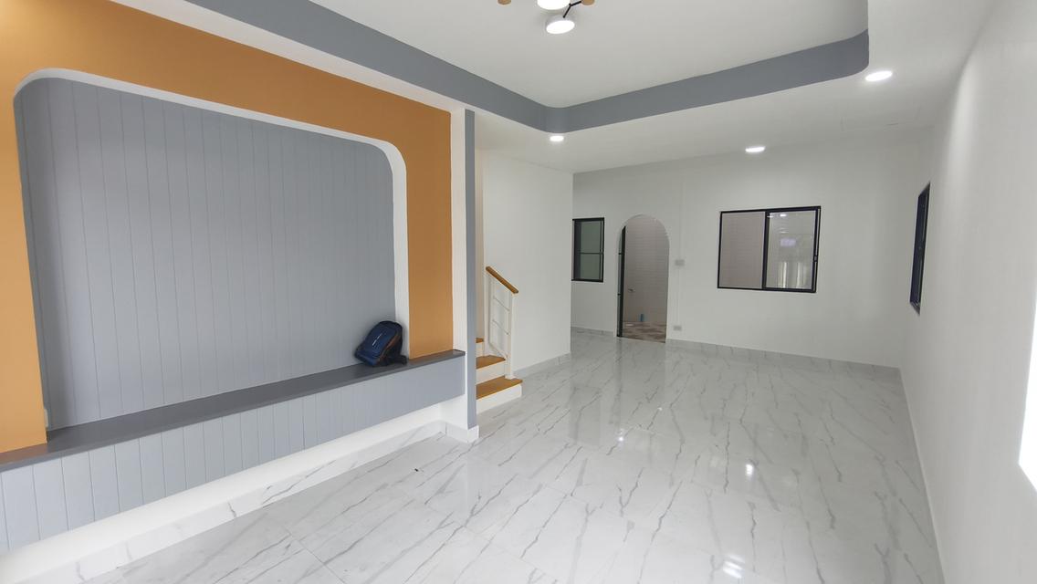🏡 ขายบ้านทาวน์โฮม/หลังมุม หมู่บ้านพฤกษา 52/2 เนื้อที่กว้าง 26 ตร.ว. ทำเลดี พร้อมเข้าอยู่! 3