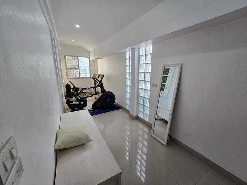 หมู่บ้านอารียา นาคนิวาส ลาดพร้าว 71 ถนนลาดพร้าว แขวงลาดพร้าว เขตลาดพร้าว กรุงเทพมหานคร 11