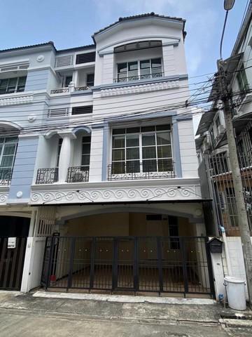 MT66 Rent เช่า ทาวน์โฮม หลังมุม หมู่บ้านกลางเมือง ลาดพร้าว โยธินพัฒนา ใกล้ Central EastVille 2