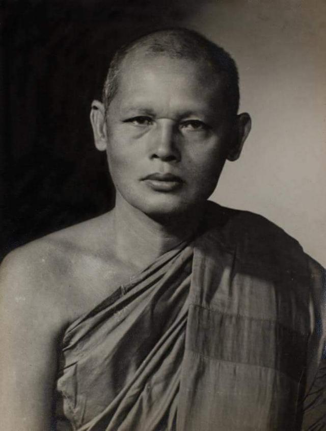 ปรกใบมะขามหลวงพ่อแพวัดพิกุลทองสิงห์บุรี รูปที่ 7
