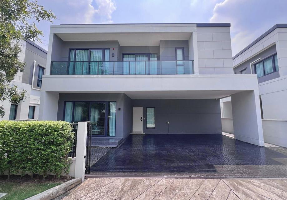 For rent Centro Bangna 150.000/month