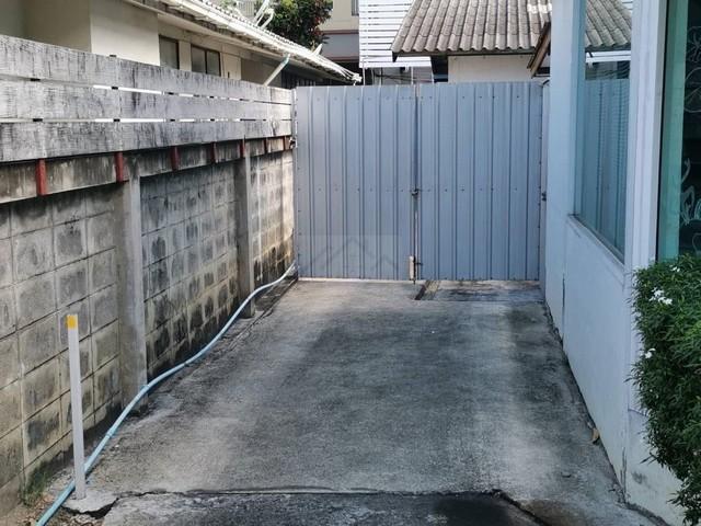 ให้เช่าบ้านเดี่ยว 2 ชั้น 200 ตร.ว. ซอยพหลโยธิน 30 ใกล้เมเจอร์รัชโยธิน และ BTS รัชโยธิน เหมาะพักอาศัย 8