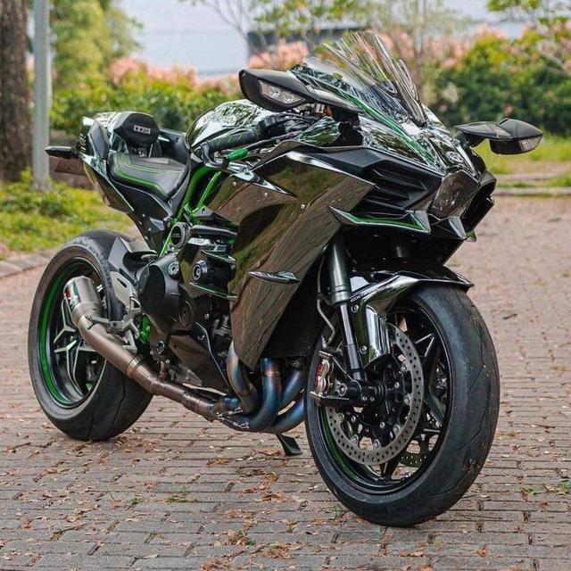 Kawasaki Ninja H2R มือสอง 3