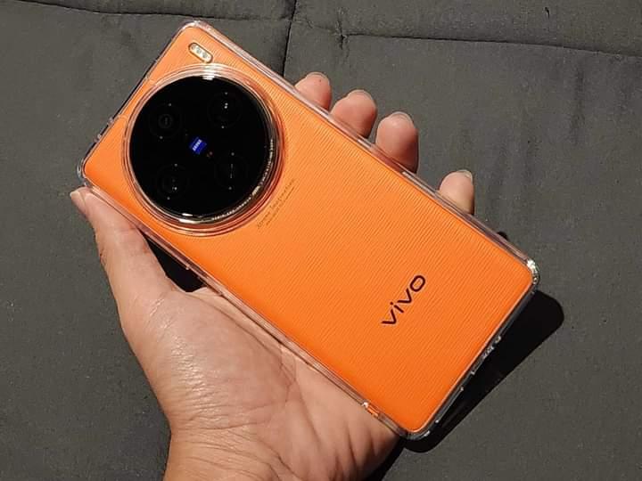 vivo x 100 สีส้ม 2