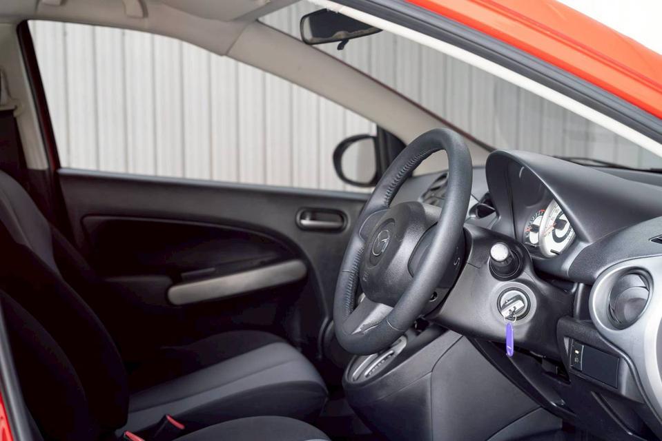  MAZDA MAZDA2 1.5 Groove Sports 2011  10