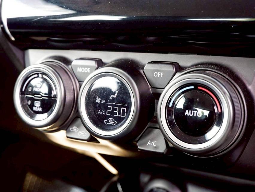Suzuki Swift 1.2 GLX Navi เกียร์ Auto สีดำ ปี 2020 15