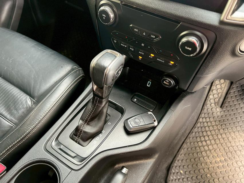 Ford Ranger Double Cab 2.0 XLT Hi-Rider AT ปี 2019 13