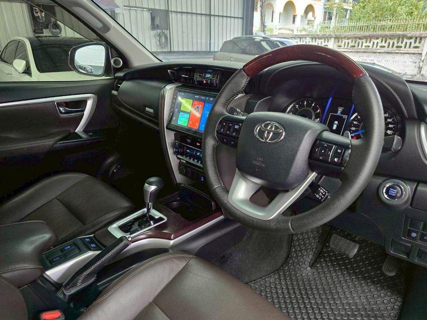 (แจ้งรหัสรถ WMT5652) Toyota Fortuner 2.4V 4WD ปี 2019 รูปที่ 7
