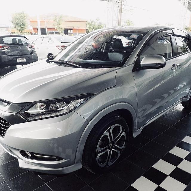 รหัสรถ KCY9798 HONDA HRV 1.8E LIMITED AUTO ปี 2018 รูปที่ 4