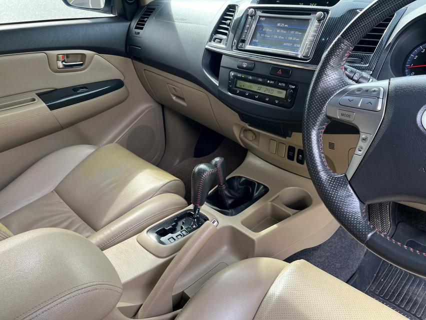 TOYOTA FORTUNER 2012 3.0 TRD Sportivo 4WD AT 💓 รถครอบครัวท็อปสุด ออโต้โฟวิน สีขาวมุกสวย เเต่งTRDครบชุด ออฟชั่นใช้ได้หมด เครื่องยนต์เเรงๆ 12