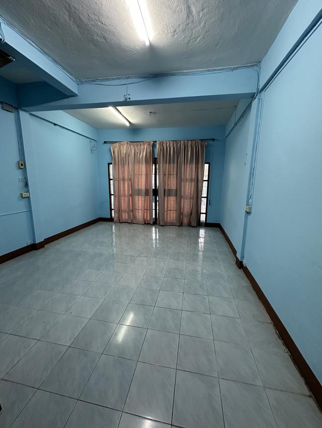 ต้องการขายบ้านทาวน์เฮ้าส์ รูปย่อยที่ 4