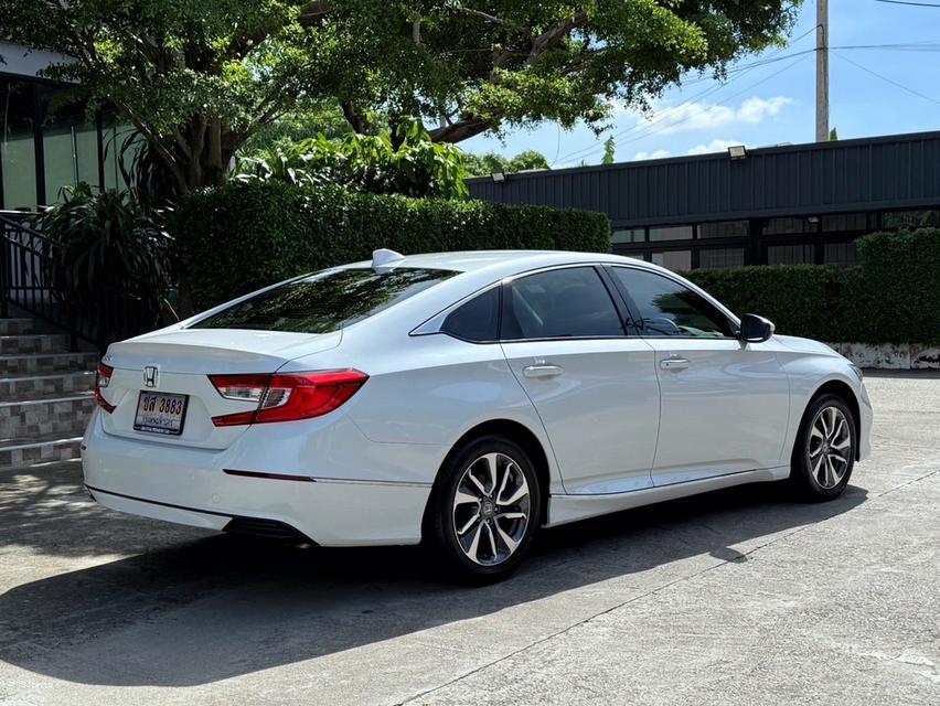 2020 HONDA ACCORD 1.5 EL รถมือเดียวออกป้ายแดง รถวิ่งน้อย เข้าศูนย์ทุกระยะ ไม่เคยมีอุบัติเหตุครับ