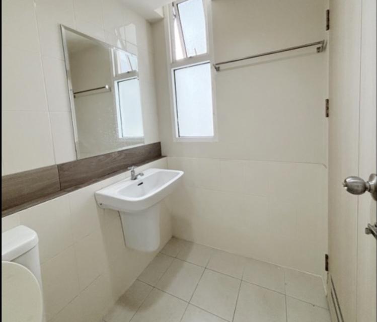 ขายคอนโด 1 ห้องนอน 1 ห้องนั่งเล่น ทำเลใกล้ อิมแพ็ค เมืองทองธานี 9