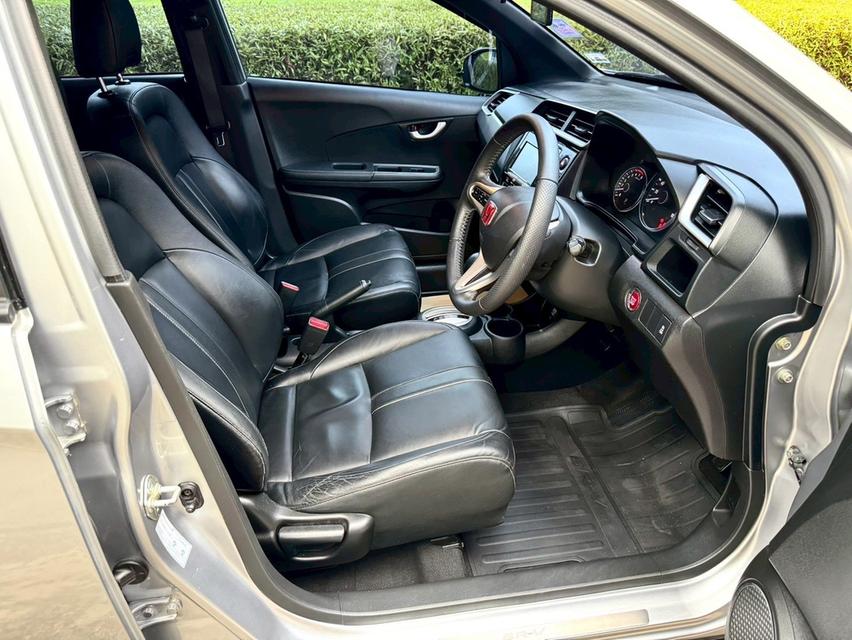รหัสรถ PAT7858 Honda BR-V 1.5 SV (Top) สีเงิน ปี2018  8