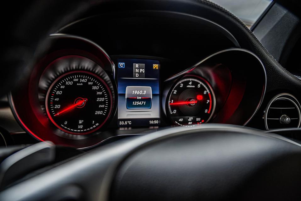 (แจ้งรหัสรถ CBL9144) Mercedes-Benz GLC250 2.0 W253 4MATIC AMG Plus AWD Coupe 2018 รูปที่ 13