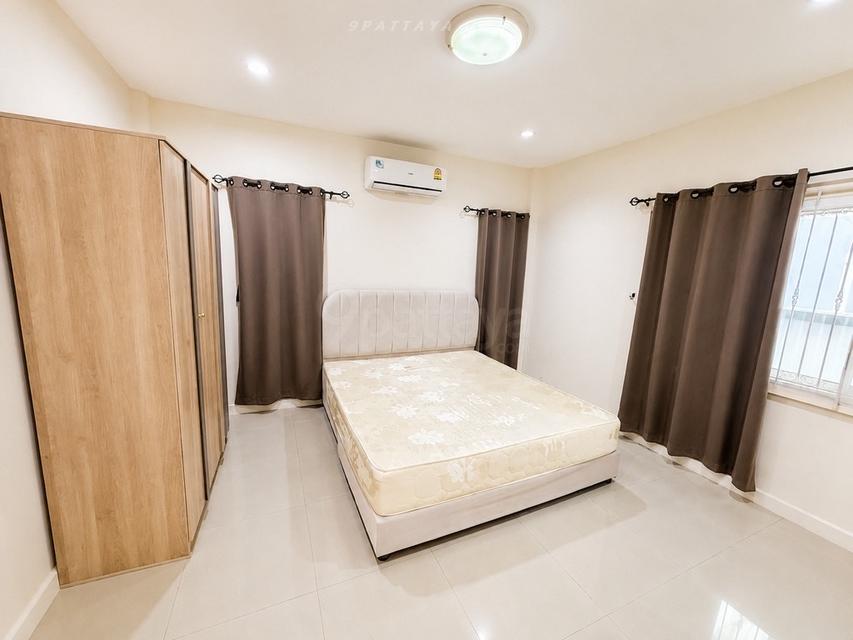 For Rent — Fully Furnished House at Ruen Pisa Village, PattayaBeautiful house for rent at Ruen Pisa Village, Pattaya. Fully furnished and ready 9