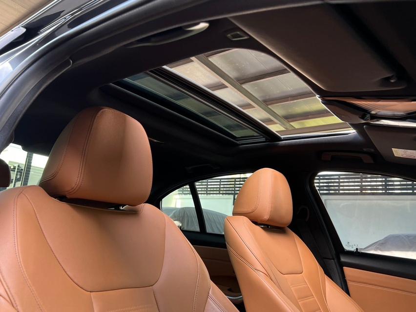 BMW 330e 2.0 G20 M Sport Sedan 7