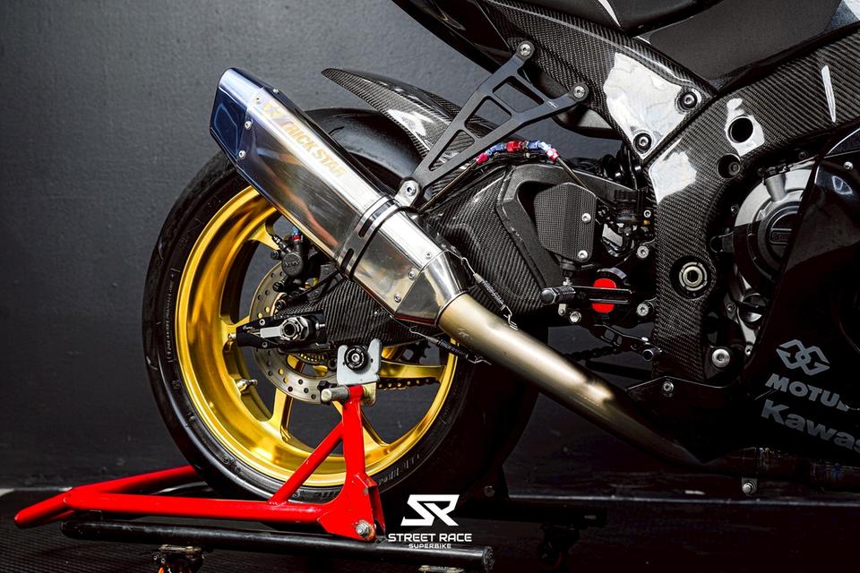 KAWASAKI ZX10R สีดำหล่อๆ คาร์บอนเต็มลำ รูปย่อยที่ 3