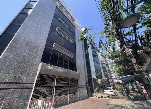 ให้เช่าอาคารพาณิชย์ 7 ชั้น 1,050 ตรม. มีลิฟต์โดยสาร ใกล้ BTS กรุงธนบุรี และไอคอนสยาม 2