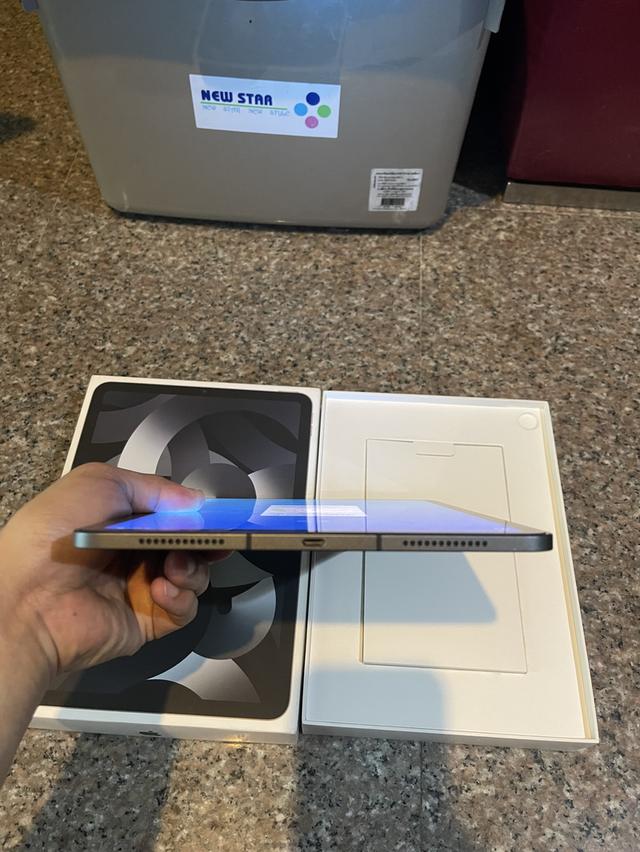 ขายiPadAir5 M1 สีSpace Black256กิ๊กWifi CelluerตัวTopสุดสเปคนี่หายากไร้รอยยกกล่องถูกๆ 4
