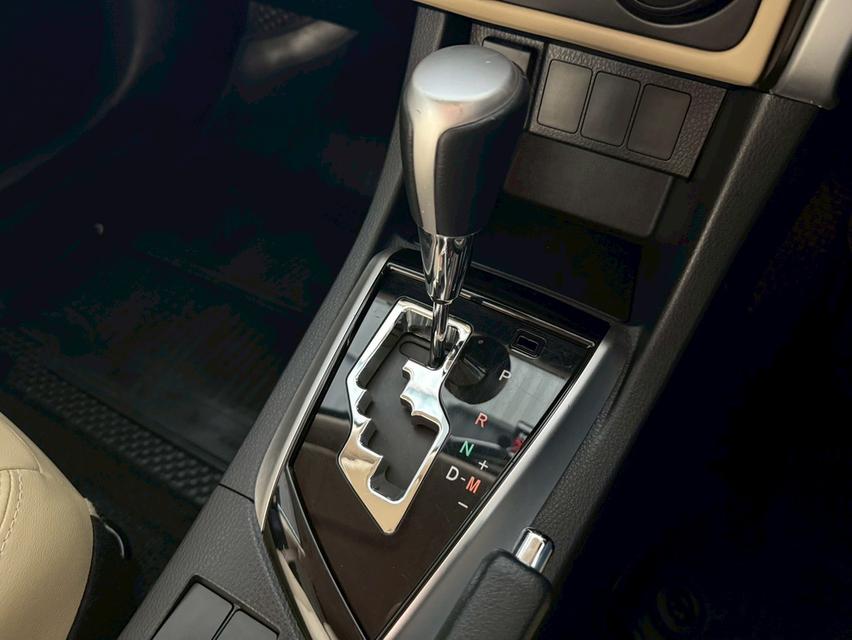 TOYOTA ALTIS 1.6 G Sedan AT 2018 14