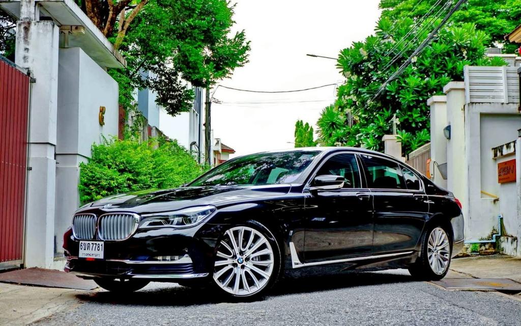 BMW 740Le xDrive Pure Excellence (G12) ปี 2017