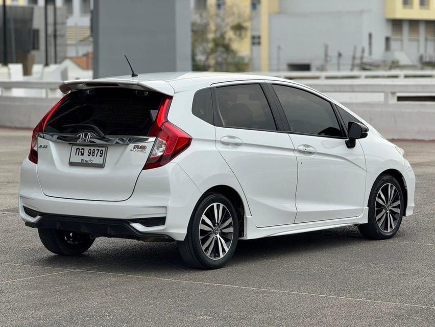 Honda Jazz 1.5 RS เกียร์ Auto ปี 2019  6