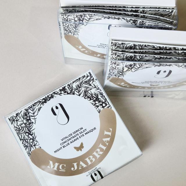 แผ่นมาส์กใต้ตาเซรั่มใยไหมทองคำ 5 ซอง - MC JABRIAL Vitalize Sericin Concentrate Silky Night Blue Agave Eye Masque 7g x 5pcs.