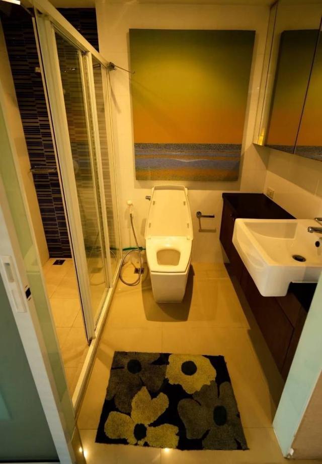 Sale / Rent  Condo One Thonglor  Sukhumvit 40  1 bedroom 1​ bathroom​  6th floor 50 sqms  Fully furnished  Sale : 4,900,000 Baht ,Rent​ 25,000 /month 10