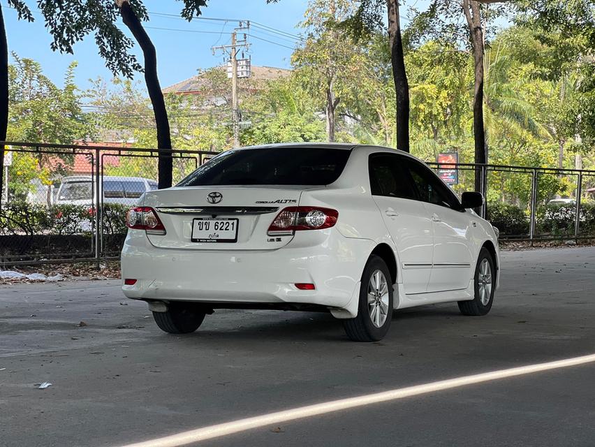 ขายรถ Toyota Altis 1.8E ปี 2014 สีขาว เกียร์ออโต้ 4