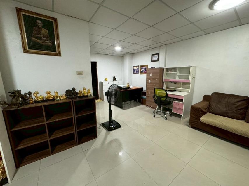 ขายด่วน!! ทาวน์เฮาส์ หมู่บ้านอมรพันธ์ 12 - 29 ตร.ว. 170 ตรม. *ใกล้ BTS สายหยุดเพียง 200 เมตร* 3