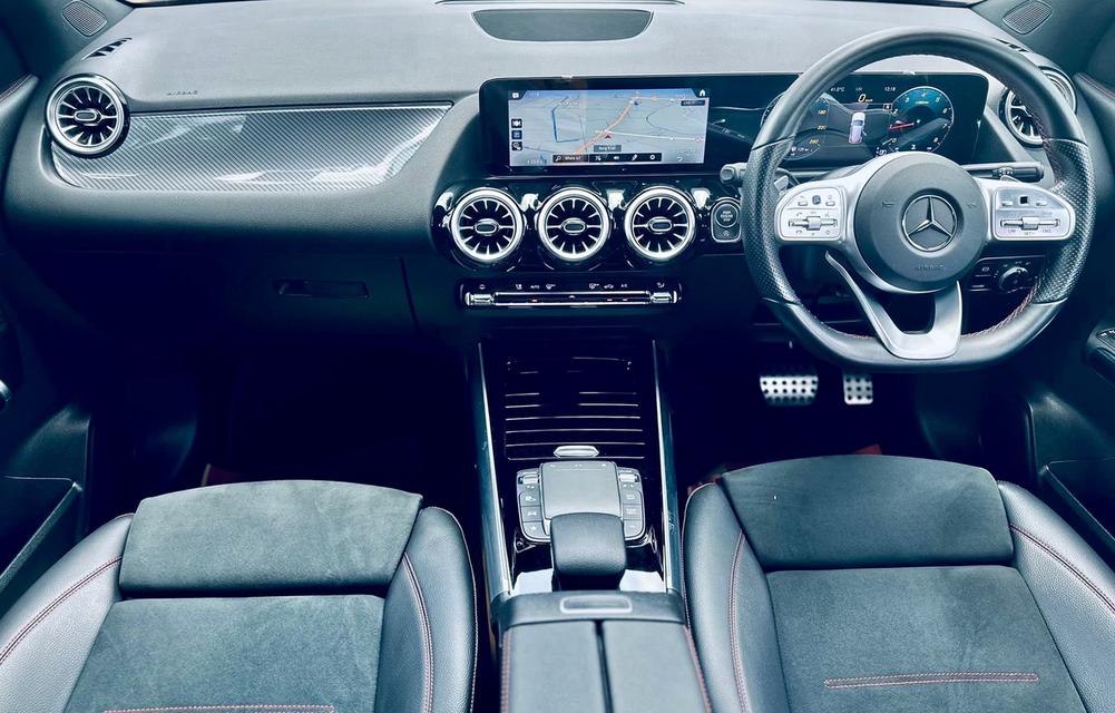 Mercedes-Benz GLA200 AMG Dynamic รูปที่ 3