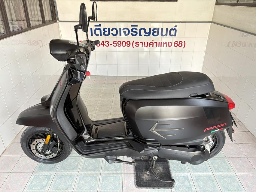 V200 GP สีเดิมโรงงาน ถังสวยไม่บุบ สภาพพร้อมขับ รถมือเดียว ใช้งานน้อย มีรับประกัน เครื่องดี ศูนย์ดี วิ่ง6000 ปลายปี65