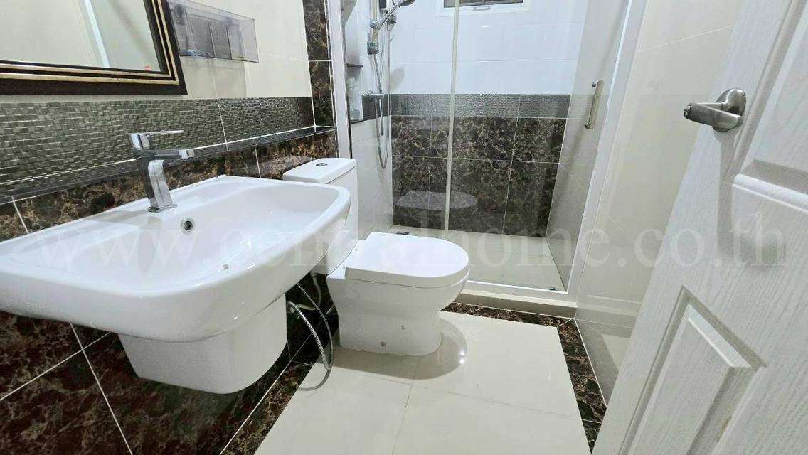 บ้านแฝด โกลเด้น นีโอ แจ้งวัฒนะ - เมืองทอง ถูกสุดในโครงการ 18