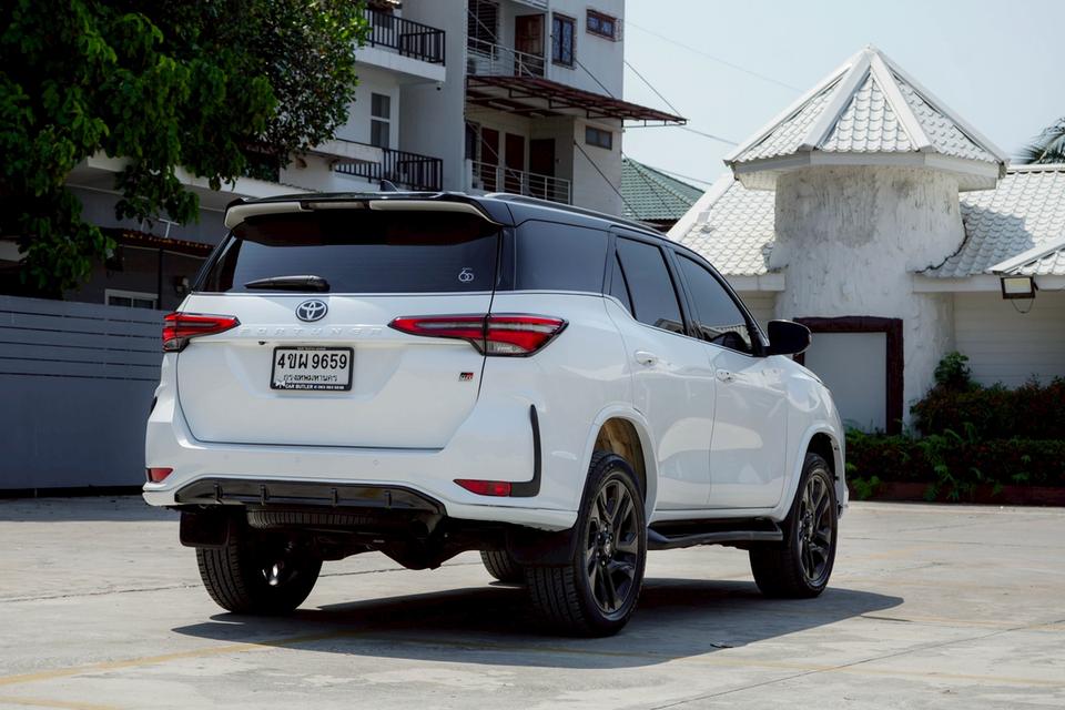 รหัสรถ CBL9659 TOYOTA FORTUNER 2.8 GR Sport (Black Top) 4WD AT 2023 รูปที่ 8