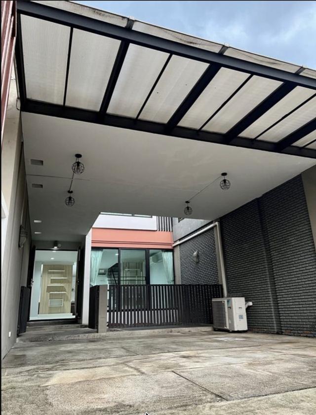 บ้านทาวน์โฮม 3 ชั้น สวยสไตล์ลอฟ ทำเลดอนเมือง ติดถนนวิภาวดี ราคาไม่แพง 17