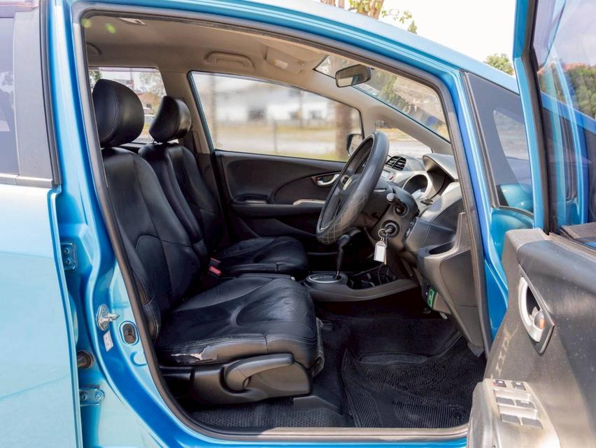 Honda Jazz 1.3Hybrid  ปี 2012 14